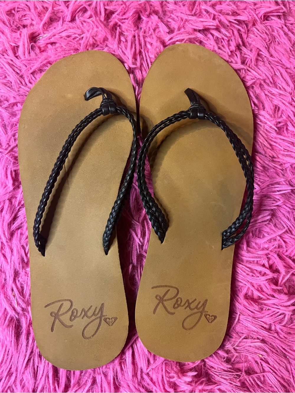 Roxy Women’s Brown Footbed Flip Flops with Black Braided Straps